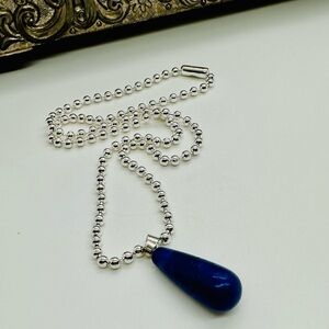 Blue teardrop lapis lazuli pendant necklace